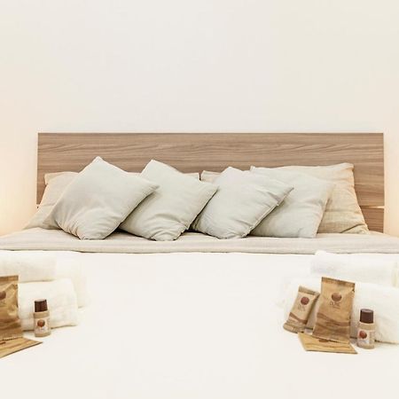 מונופולי Spa & Relax Aesthetic Apartment 50M Dal Mare מראה חיצוני תמונה