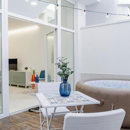 מונופולי Spa & Relax Aesthetic Apartment 50M Dal Mare מראה חיצוני תמונה