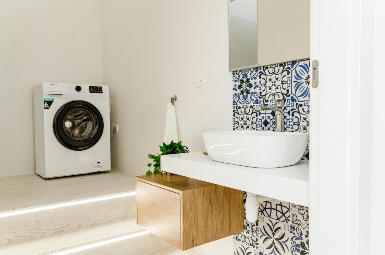 מונופולי Spa & Relax Aesthetic Apartment 50M Dal Mare מראה חיצוני תמונה