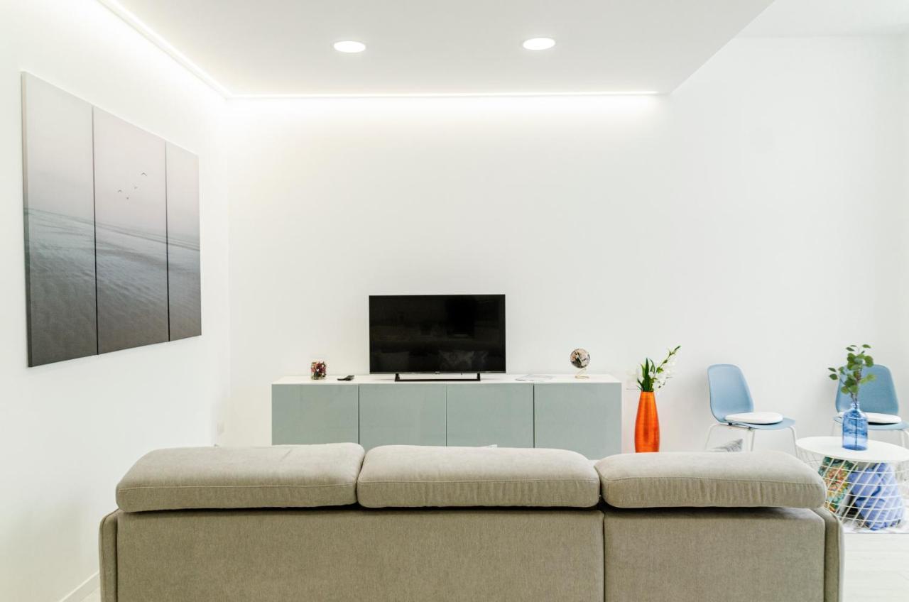 מונופולי Spa & Relax Aesthetic Apartment 50M Dal Mare מראה חיצוני תמונה